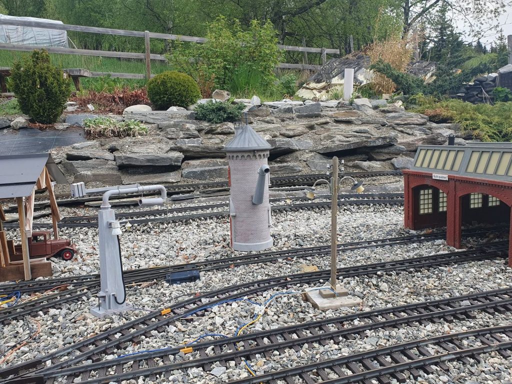 Vanntårn og lokstall i detalj